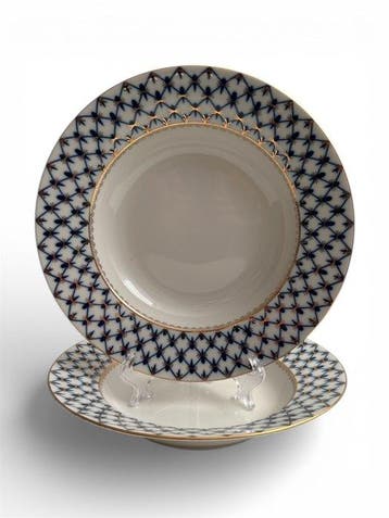 Lomonosov Imperial Porcelain Factory - A. Yatskevich - Bord