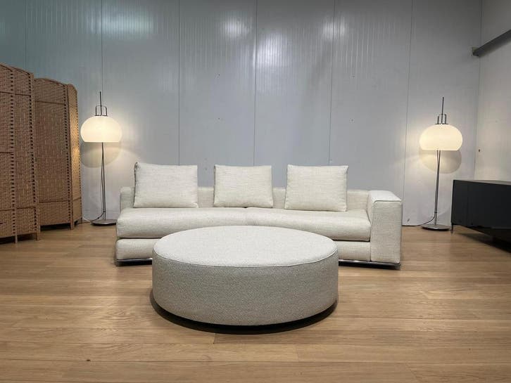 NIEUW GESTOFFEERD Minotti Hamilton Knik + Hocker, Huis en Inrichting, Banken | Bankstellen, 250 tot 300 cm, 125 tot 150 cm, Hoekbank