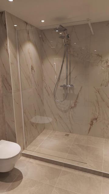 Inloopdouche 120x210 Mat wit Met anti kalk 0002 - 999, Ophalen, Nieuw, Glas, Douche