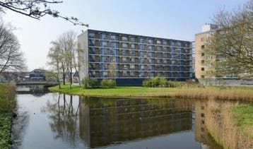 Te Huur 4 Kamer Appartement Plutostraat In Alphen aan den Ri, Huizen en Kamers, Huizen te huur, Direct bij eigenaar, Alphen aan den Rijn
