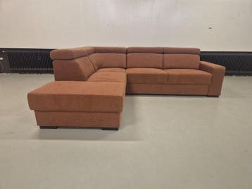 Leegverkoop - 50% Showroom outlet - Hoekbank Rio - Cognac, 250 tot 300 cm, Hoekbank Rio, uitverkoop, sale, korting, meubels, verstelbaar