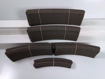Märklin H0 - 24130/24230/24330/24430 - Modeltreinsporen (40), Nieuw