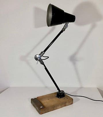 Seminara Torino - Bureaulamp - FIAT Industrial Design
