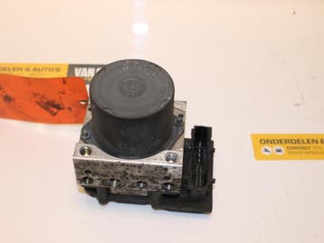 ABS Pomp Renault Megane O134936, Auto-onderdelen, Remmen en Aandrijving, Ophalen of Verzenden, Nieuw