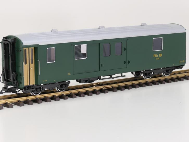 LGB 31690 RhB-Gepäckwagen D 4215, grün, Metallrader, Hobby en Vrije tijd, Modeltreinen | Overige schalen, Overige typen, Nieuw