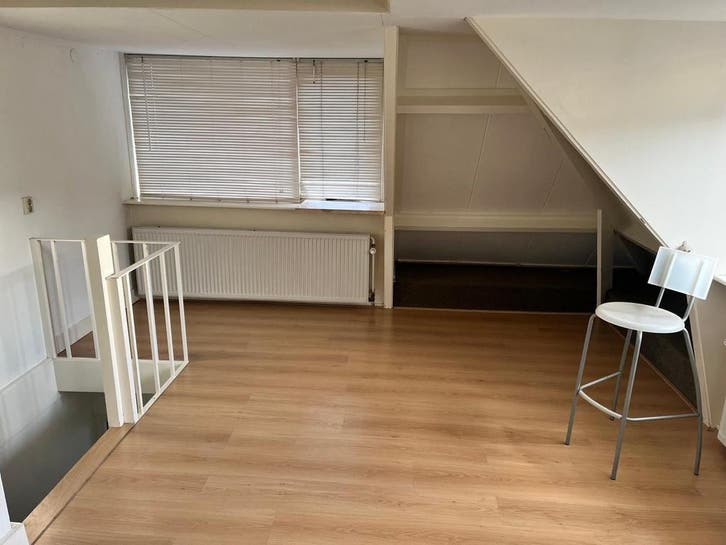 Te huur: Studio Eemnesserweg in Hilversum, Huizen en Kamers, Huizen te huur, Noord-Holland