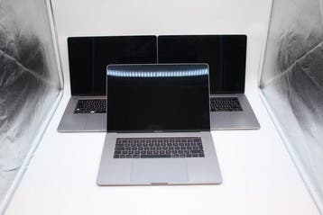 Rare find: Lot of 3 Apple MacBook Pro 15 Touchbar (2018) |, Nieuw