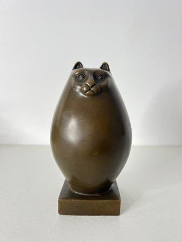 Fernando Botero (1932) - sculptuur, Dikke poes - 14 cm -