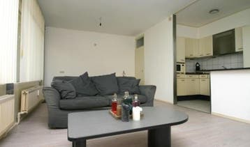 Te Huur Studio Burgemeester De Vlugtlaan In Amsterdam, 20 tot 35 m², Amsterdam