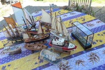 Niet op schaal - Modelboot (11) - maquettes de bateaux, Antiek en Kunst