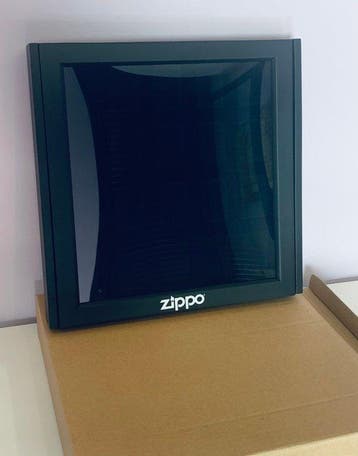 Zippo - Display Zippo 20 encendedores - Aansteker - Hout, Nieuw