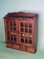 Prachtige Rustieke Houten sleutelkast - Kast - Hout, Antiek en Kunst, Curiosa en Brocante