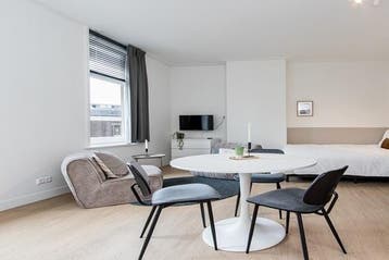 Studio Kronenburgersingel in Nijmegen, Huizen en Kamers, 20 tot 35 m², Nijmegen