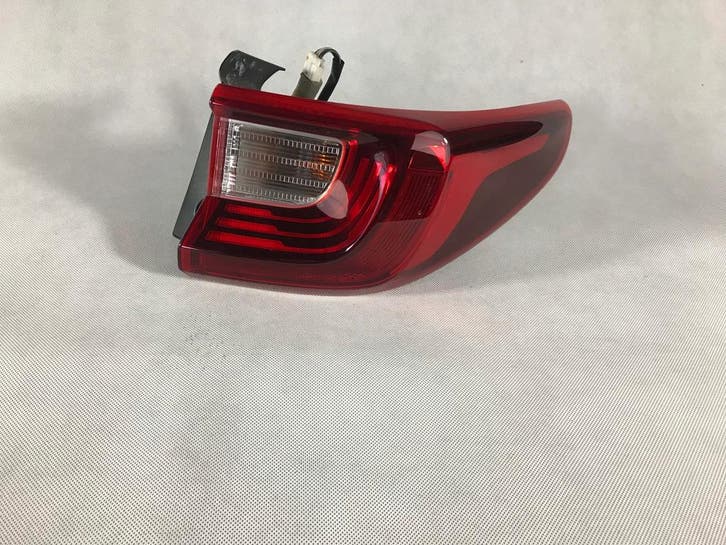 KIA STONIC 17- rechter LED achterlicht Europa, Auto-onderdelen, Verlichting, Gebruikt, Verzenden