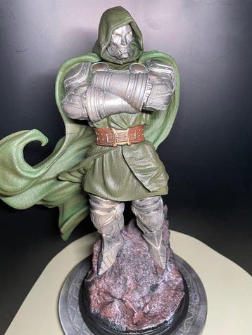 senza marca - Action figure Doctor Doom - 2020+ - Italië, Nieuw