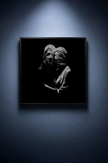 Tijs Dragtsma (1992) - Love Holds Its Breath