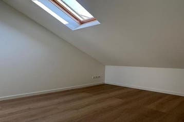Appartement Sassenheimstraat in Amsterdam, Via bemiddelaar, Appartement, Amsterdam, Amsterdam