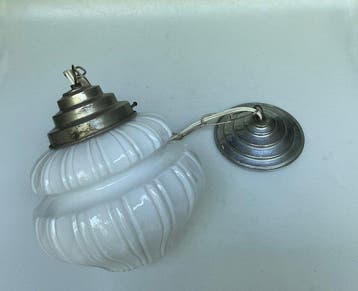 Hangende plafondlamp - Opalineglas - Verchroomde Artdeco, Antiek en Kunst, Antiek | Lampen