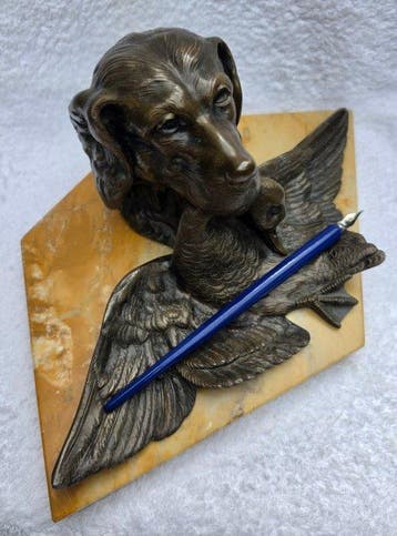 Luxe 19e eeuwse bronzen jacht inktweller – hond met eend –