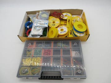 Märklin H0 - Model treinbevestiging (400) - 360 stekkers, Nieuw