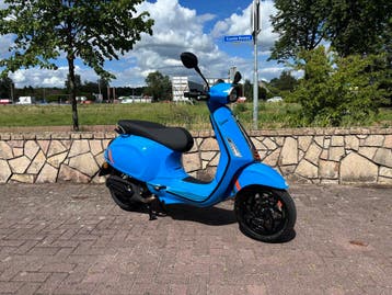 Vespa Sprint FL 45KM Ex demo slechts 14km, Ophalen, Overige modellen, Maximaal 45 km/u, Zo goed als nieuw