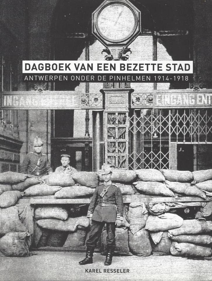 Dagboek van een bezette stad 9789053252949 K. Resseler, Boeken, Reisgidsen, Gelezen, Verzenden