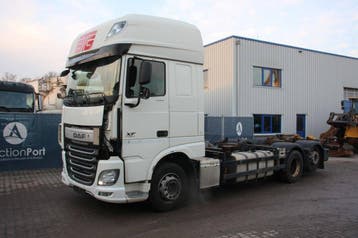 Veiling: Containertransport vrachtwagen DAF XF Diesel 2017, Automaat, Wit, Diesel, DAF