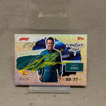 Aston Martin - Topps 277 Signature Style Alonso Signed -, Nieuw