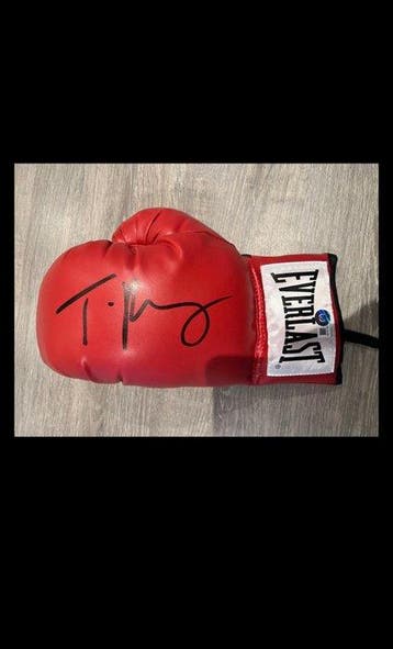 Tyson Fury - 2021 - Bokshandschoen, Nieuw