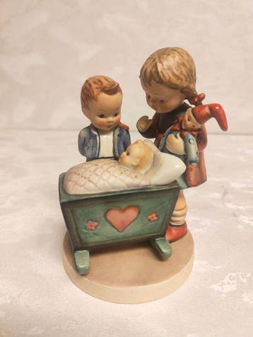 Goebel - Maria Innocentia Hummel - Figuur - Blessed Event