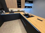 Nolte showroom keuken – Mat zwart/Vulcaan Eiken– Compleet, Huis en Inrichting, Keuken | Complete keukens, Nieuw, Zwart, Overige typen