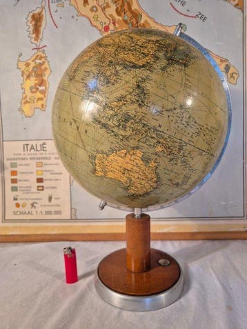 Tafelblad globe - Staatkundige - natuurkundige uitgave -