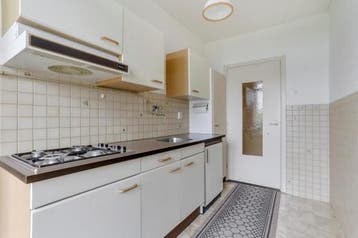 Te Huur 2 Kamer Appartement Hertogin Johannastraat In Den Bo, Den Bosch, Noord-Brabant, Direct bij eigenaar, Appartement