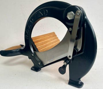Raadvad - Ove Larsen - Broodsnijmachine - type 294 -, Antiek en Kunst