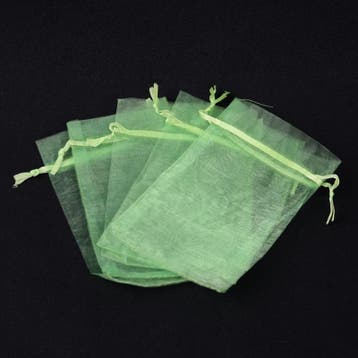 c.a. 100 x organza zakjes 10 x 15 cm Licht groen, Ophalen of Verzenden, Nieuw