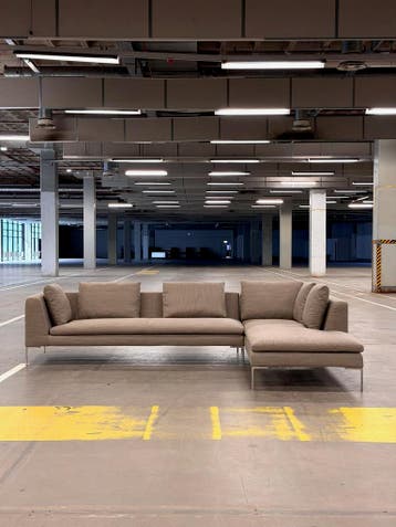 B&B Italia Charles Hoekbank | Taupe | NIEUWSTAAT + Garantie, 300 cm of meer, Ophalen of Verzenden, Zo goed als nieuw, 150 cm of meer