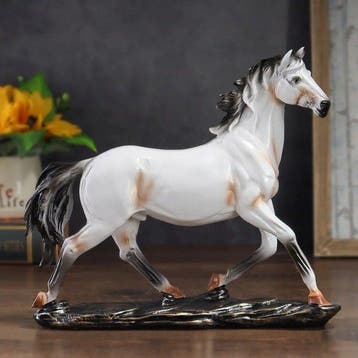 sculptuur, Vintage Style Running Horse Figurine – Resin Art, Antiek en Kunst