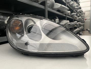 CHEVROLET CORVETTE C6 XENON KOPLAMP RECHTS 25867804, Auto-onderdelen, Verzenden, Gebruikt, Chevrolet