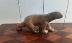 P. Chenet - Figuur - Beer - 16,5 cm - Brons