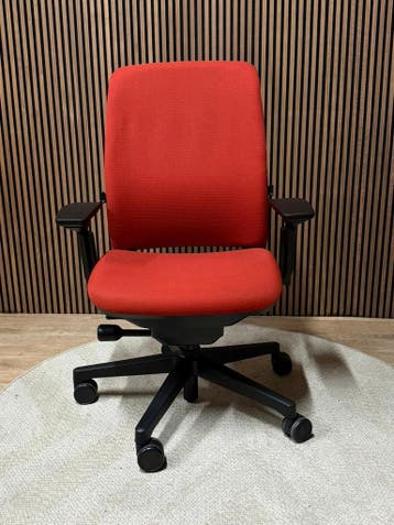 Voorrraad Refurbished Steelcase Amia Stoelen - Nieuwe Stof!, Verzenden, Zo goed als nieuw, Bureaustoel, Rood