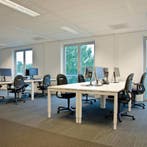 (MDK-104761) Markant MO-4 bureau 160 x 80 cm, Huis en Inrichting, Bureaus, Ophalen of Verzenden, In hoogte verstelbaar, Gebruikt