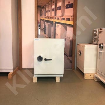Gebruikte datasafe Lampertz S-100, Verzenden, Gebruikt