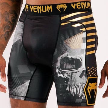 Venum Skull Compression Shorts Zwart Goud, Zwart, Vechtsport, Nieuw, Ophalen of Verzenden
