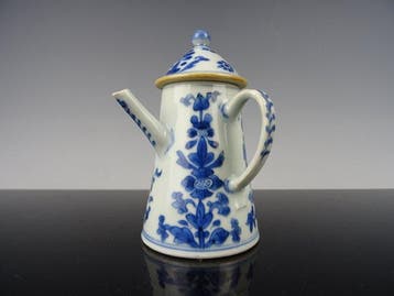 Theepot - Porselein - kangxi 1662-1722