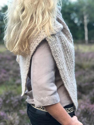 Haakpatroon Super Soft Alpaca Wrap met riempje - Handmadej, Ophalen of Verzenden, Nieuw