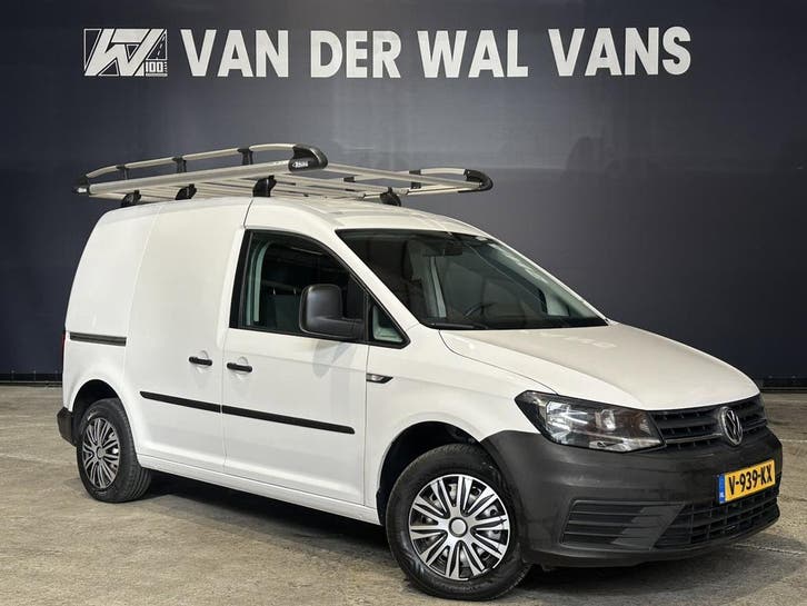 Volkswagen Caddy 2.0 TDI 102pk L1H1 Euro6 Airco | Imperiaal, Auto's, Bestelauto's, Dealer onderhouden, Lease, Zwart, Handgeschakeld