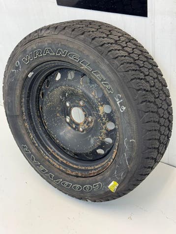 1 stuk Reservewiel 20 inch Dodge Ram 2014 5x139,7 05290568AA, Auto-onderdelen, Gebruikt, 275 mm, Banden en Velgen, Personenwagen