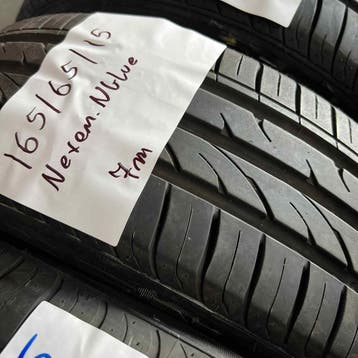2 x Nexen 165-65-15 Zomerbanden 7mm, Gebruikt, 15 inch, Ophalen of Verzenden, Band(en)