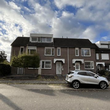 Huis in Heerlen gevonden voor €1350,- pm, Huizen en Kamers, Huizen te koop, Heerlen