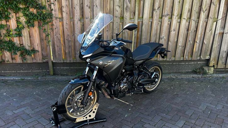 Yamaha Tracer 7 2024, Motoren, Motoren | Yamaha, Toermotor, Motorrijbewijs A, 2 cilinders, meer dan 35 kW, ABS, Handvatverwarming